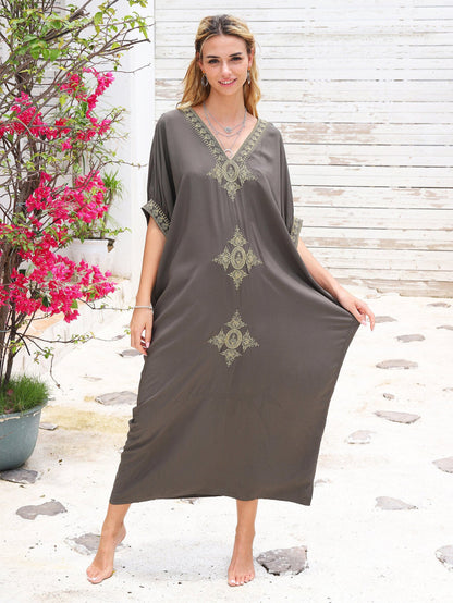 Robe Chamalia de plage brodée en bambou