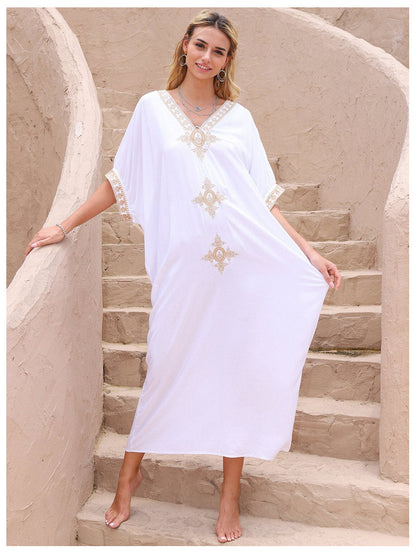 Robe Chamalia de plage brodée en bambou